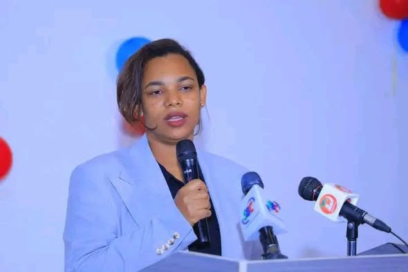 የኢትዮጵያ የመድኃኒት አቅራቢ አገልግሎት ሀዋሳ ቅርንጫፍ ከሲዳማ ብሔራዊ ክልላዊ መንግሥት ጤና ቢሮ፣ ከሀዋሳ ከተማ አስተዳደር ጤና መምሪያ እና ከሀዋሳ ዩኒቨርሲቲ ሕክምናና ጤና ሳይንስ ኮሌጅ ጋር በመተባበር፣ &ldquo;በጎነት ለኢትዮጵያ ከፍታ&rdquo; በሚል መሪ ቃል የ2018 ዓ.ም የክረምት በጎ ፈቃድ አገልግሎትን በይፋ አስጀምሯል።